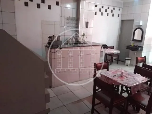 Sobrado com 170m² 3 quartos e 7 banheiros, à venda, no bairro Parque Brasil em São Paulo
