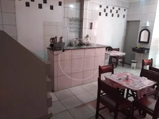 Sobrado com 170m² 3 quartos e 7 banheiros, à venda, no bairro Parque Brasil em São Paulo
