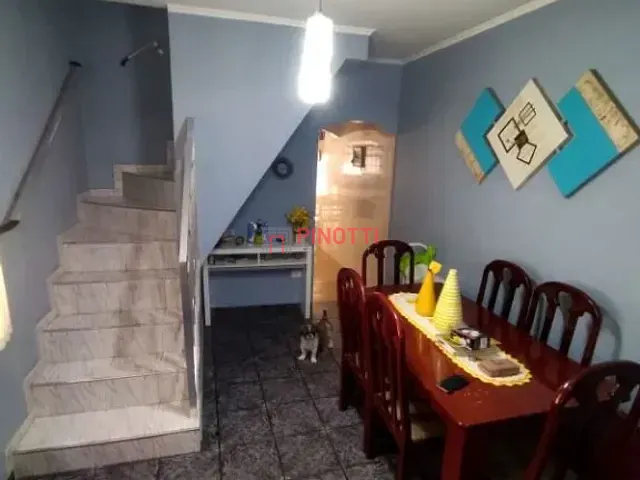Sobrado 3 quartos e 2 banheiros, à venda, no bairro Jardim Las Vegas em Santo André