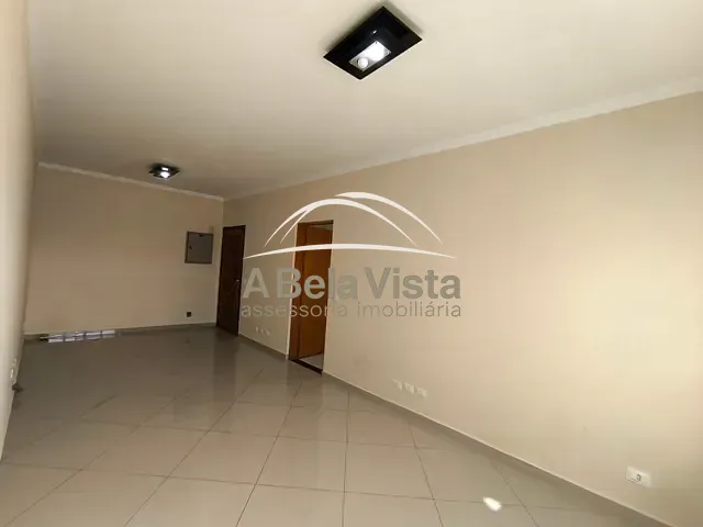 Sobrado com 125m² 3 quartos e 3 banheiros, para alugar, no bairro Bussocaba em Osasco