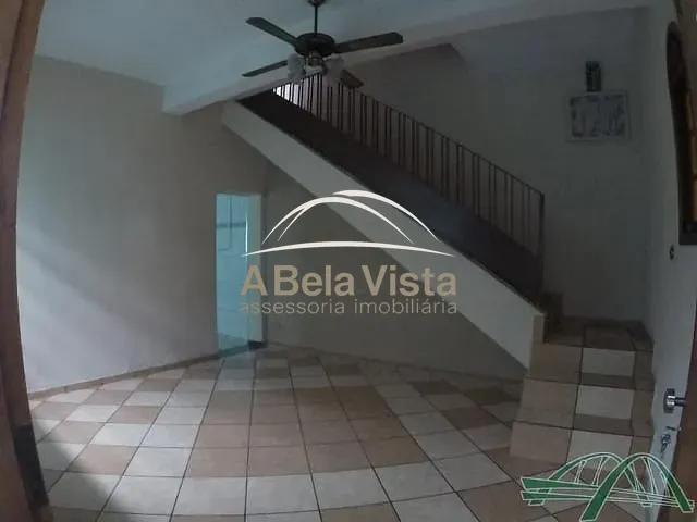 Sobrado com 125m² 3 quartos e 2 banheiros, à venda, no bairro JD DAS FLORES em Osasco