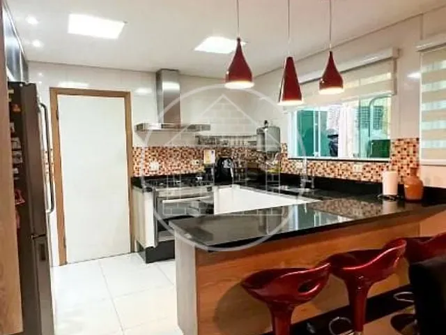 Sobrado com 126m² 3 quartos e 2 banheiros, à venda, no bairro Jardim Santa Helena em São Paulo