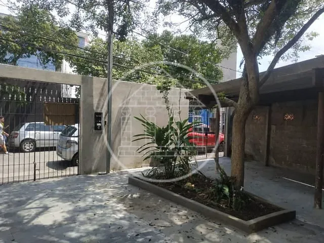 Sobrado com 258m² 3 quartos e 2 banheiros, à venda, no bairro Jardim Colonial em São Paulo