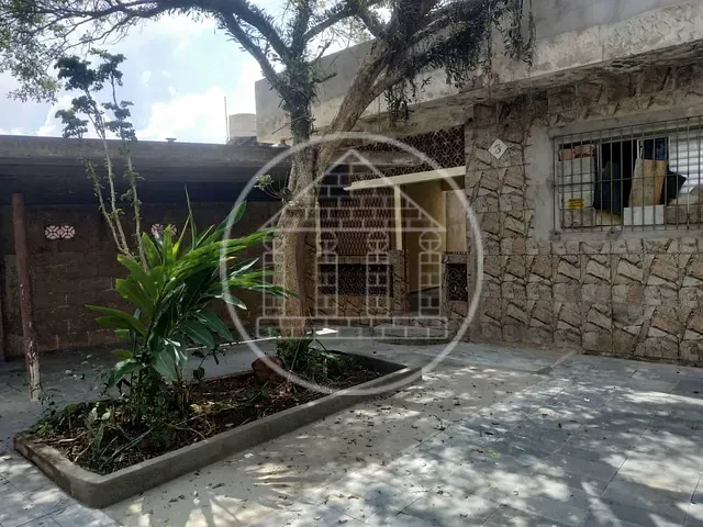 Sobrado com 258m² 3 quartos e 2 banheiros, à venda, no bairro Jardim Colonial em São Paulo