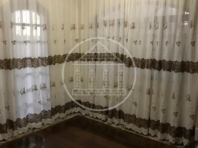 Sobrado com 145m² 3 quartos e 2 banheiros, à venda, no bairro Jardim Guanhembu em São Paulo