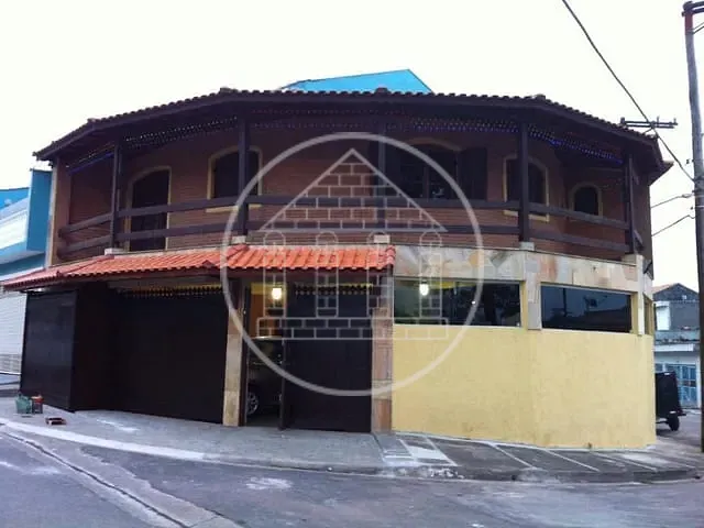 Sobrado com 145m² 3 quartos e 2 banheiros, à venda, no bairro Jardim Guanhembu em São Paulo