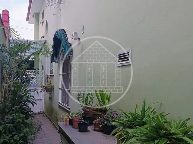 Sobrado com 144m² 3 quartos e 2 banheiros, à venda, no bairro Cidade Dutra em São Paulo