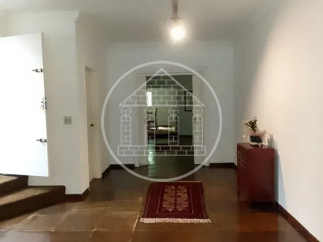 Sobrado com 600m² 5 quartos e 6 banheiros, à venda ou para alugar, no bairro Morumbi em São Paulo
