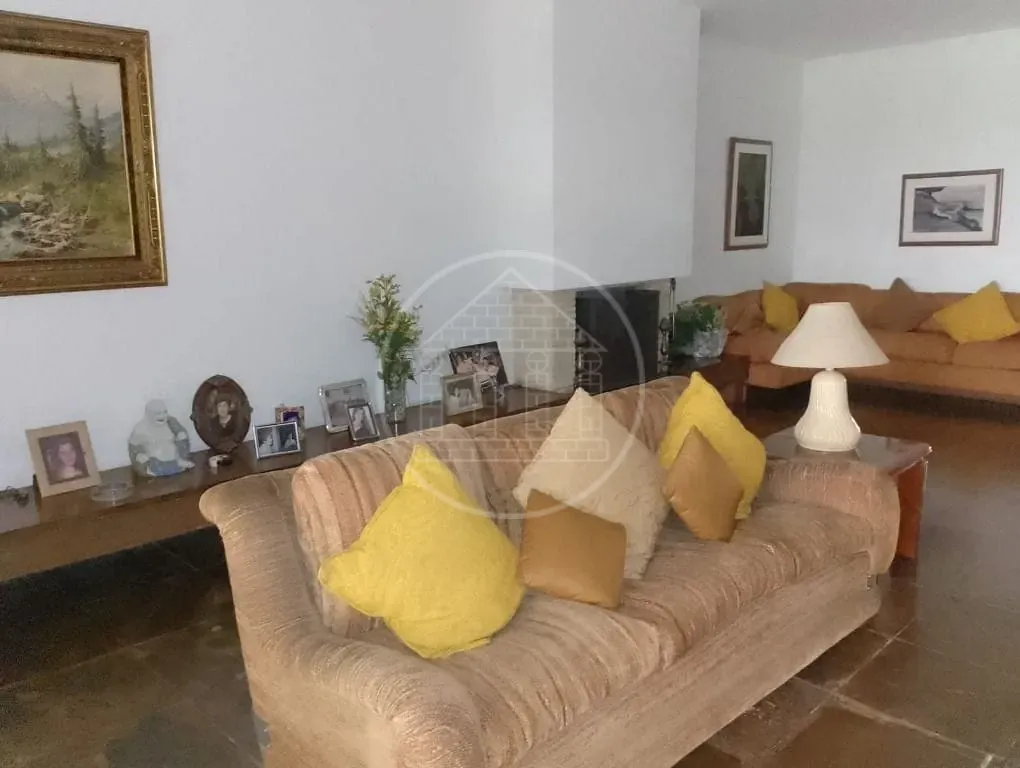 Sobrado, 5 quartos, 640 m² - Foto 1