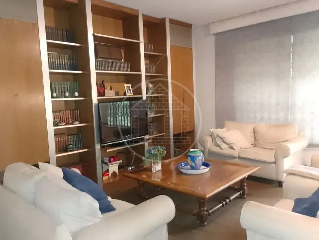 Sobrado, 5 quartos, 640 m² - Foto 2