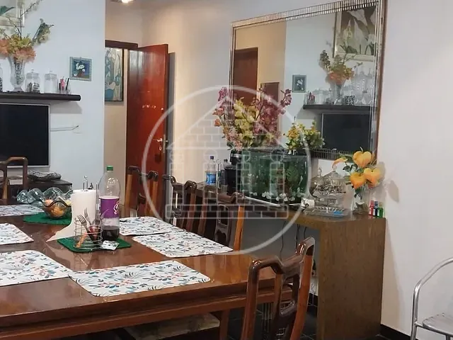 Sobrado com 250m² 4 quartos e 4 banheiros, à venda, no bairro Jardim Almeida Prado em São Paulo