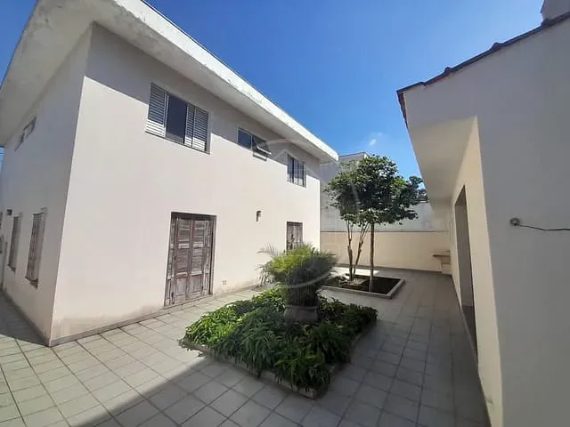 Sobrado com 357m² 4 quartos e 2 banheiros, à venda, no bairro Jardim Guarapiranga em São Paulo