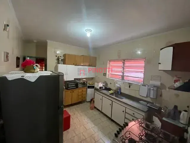 Sobrado 3 quartos e 2 banheiros, à venda, no bairro Alves Dias em São Bernardo do Campo