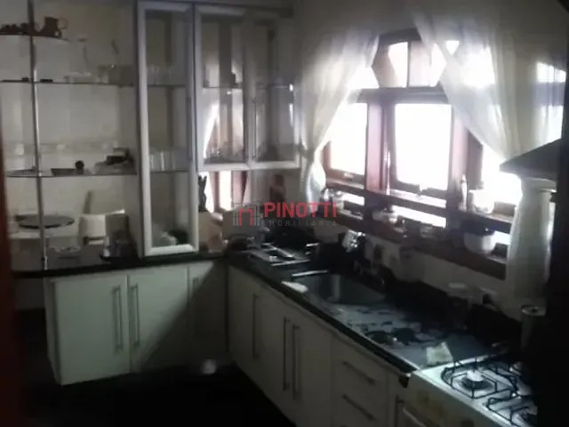 Sobrado 5 quartos e 5 banheiros, para alugar, no bairro Vila Pires em Santo André