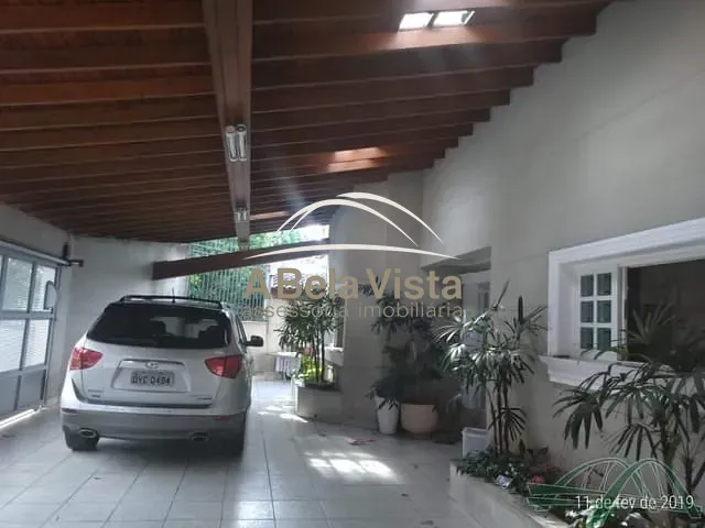 Sobrado com 350m² 3 quartos e 6 banheiros, à venda, no bairro VELOSO em Osasco