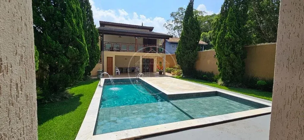 Sobrado, 3 quartos, 270 m² - Foto 1