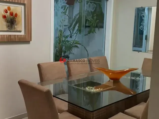 Sobrado com 246m² 3 quartos e 5 banheiros, à venda, no bairro Olímpico em São Caetano do Sul