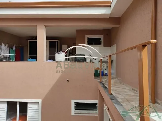 Sobrado com 336m² 3 quartos e 3 banheiros, à venda, no bairro CIPAVA em Osasco