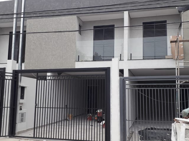 Foto do Sobrado - Sobrados à venda à venda com 03 Suites, Sala, Lavabo, Cozinha, Área de Serviço, 02 Vagas, 134M², JAGUARIBE, OSASCO - SP | A Bela Vista Imóveis