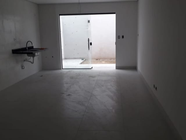 Foto do Sobrado - Sobrados à venda à venda com 03 Suites, Sala, Lavabo, Cozinha, Área de Serviço, 02 Vagas, 134M², JAGUARIBE, OSASCO - SP | A Bela Vista Imóveis