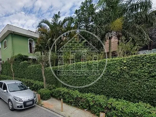 Sobrado com 252m² 2 quartos e 2 banheiros, à venda, no bairro Parque Residencial Cocaia em São Paulo