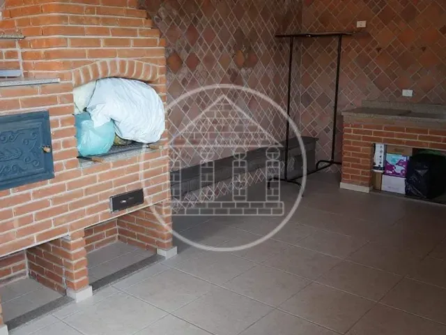 Sobrado com 125m² 2 quartos e 2 banheiros, à venda, no bairro Jardim Almeida Prado em São Paulo