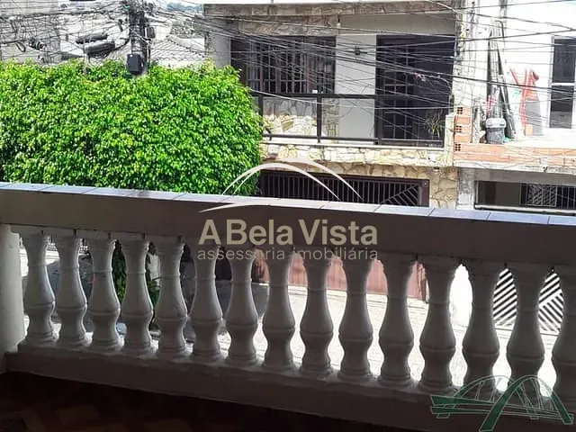 Sobrado com 150m² 3 quartos e 2 banheiros, à venda, no bairro VELOSO em Osasco