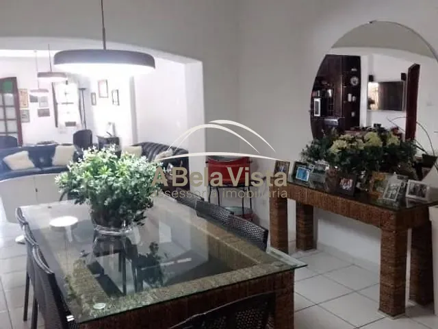 Sobrado com 256m² 3 quartos e 3 banheiros, à venda, no bairro CIPAVA em Osasco