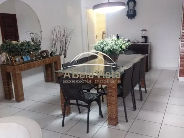 Sobrado com 256m² 3 quartos e 3 banheiros, à venda, no bairro CIPAVA em Osasco