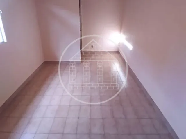 Sobrado com 180m² 4 quartos e 3 banheiros, à venda, no bairro Vila do Encontro em São Paulo