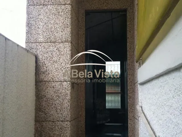 Sobrado com 346m² 3 quartos e 4 banheiros, para alugar, no bairro VILA CAMPESINA em Osasco
