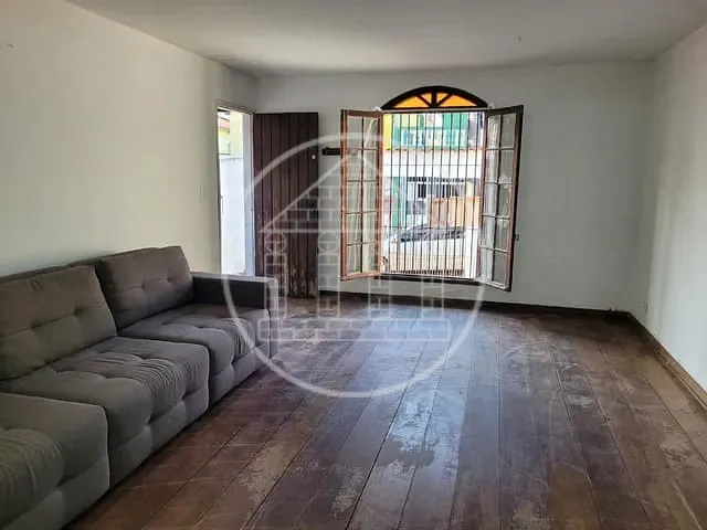 Sobrado com 130m² 3 quartos e 2 banheiros, à venda, no bairro Vila Friburgo em São Paulo
