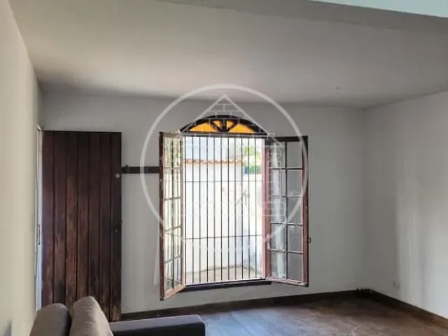 Sobrado com 130m² 3 quartos e 2 banheiros, à venda, no bairro Vila Friburgo em São Paulo