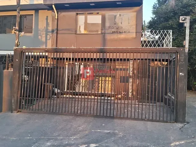 Sobrado com 98m², para alugar, no bairro Campo Belo em São Paulo