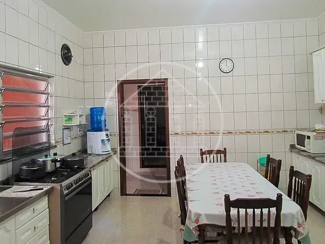 Sobrado com 200m² 4 quartos e 3 banheiros, à venda, no bairro Parque Planalto em São Paulo