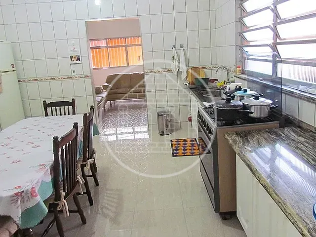 Sobrado com 200m² 4 quartos e 3 banheiros, à venda, no bairro Parque Planalto em São Paulo