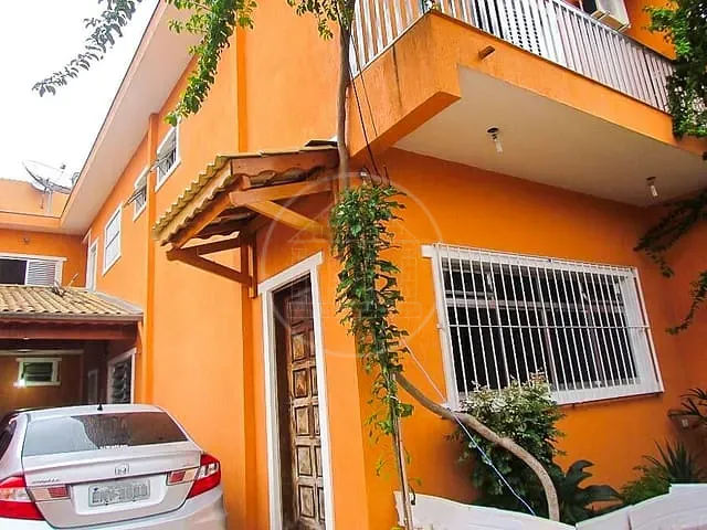 Sobrado com 200m² 4 quartos e 3 banheiros, à venda, no bairro Parque Planalto em São Paulo