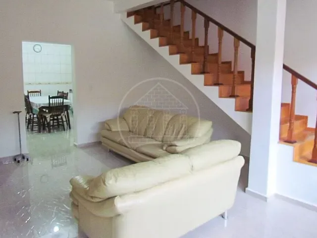 Sobrado com 200m² 4 quartos e 3 banheiros, à venda, no bairro Parque Planalto em São Paulo