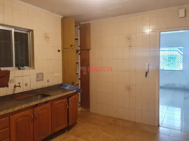 Sobrado 2 quartos e 1 banheiro, à venda, no bairro Jardim Orlandina em São Bernardo do Campo