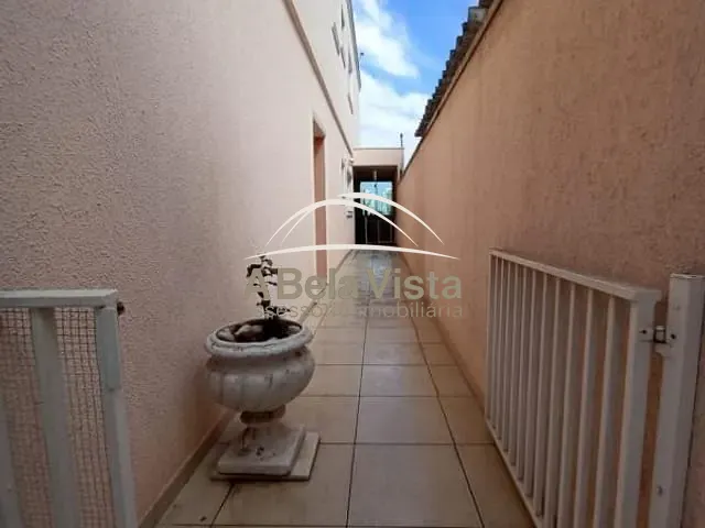 Sobrado com 154m² 3 quartos e 4 banheiros, à venda, no bairro VL YARA em Osasco