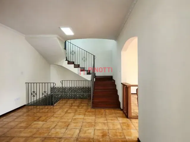 Sobrado 3 quartos e 4 banheiros, para alugar, no bairro Parque dos Pássaros em São Bernardo do Campo