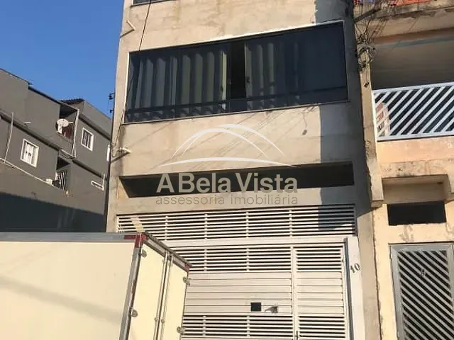 Sobrado com 130m² 3 quartos e 2 banheiros, à venda, no bairro PQ SANTA TERESA em Carapicuíba