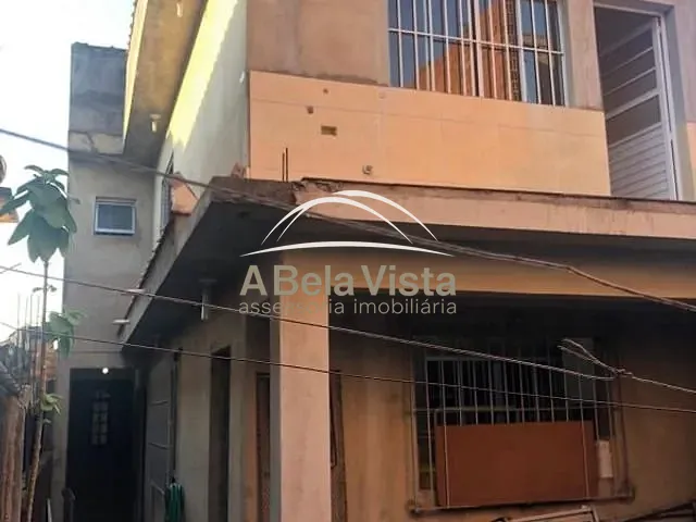 Sobrado com 130m² 3 quartos e 2 banheiros, à venda, no bairro PQ SANTA TERESA em Carapicuíba
