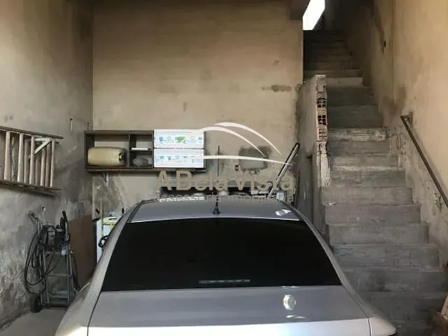 Sobrado com 130m² 3 quartos e 2 banheiros, à venda, no bairro PQ SANTA TERESA em Carapicuíba