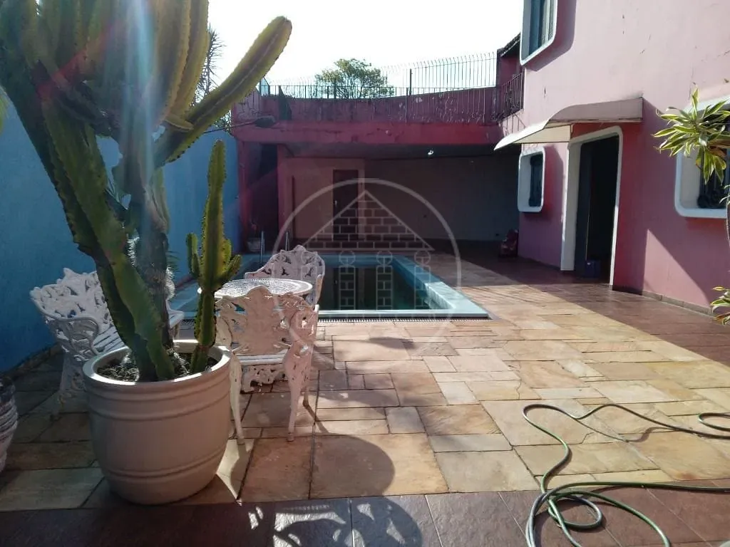 Sobrado, 4 quartos, 258 m² - Foto 1