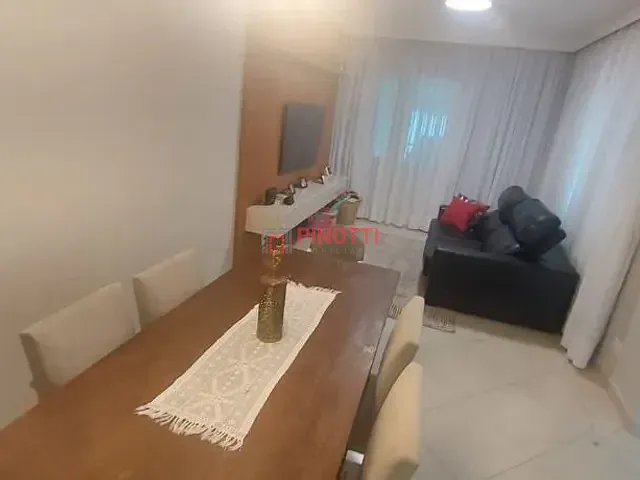 Sobrado 3 quartos e 3 banheiros, à venda, no bairro Nova Petrópolis em São Bernardo do Campo