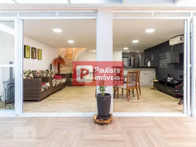 Sobrado com 370m² 4 quartos e 6 banheiros, à venda, no bairro Jardim São Nicolau em São Paulo