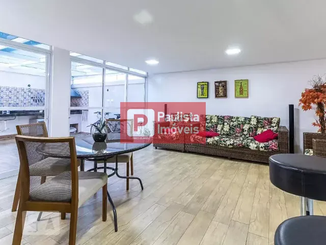 Sobrado com 370m² 4 quartos e 6 banheiros, à venda, no bairro Jardim São Nicolau em São Paulo