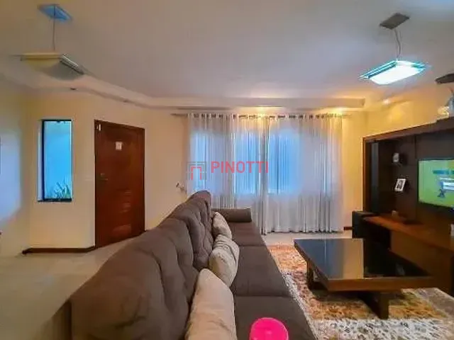 Sobrado 4 quartos e 3 banheiros, à venda ou para alugar, no bairro Vila Esther em São Bernardo do Campo