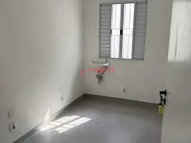 Sobrado à venda ou para alugar, no bairro Jardim do Mar em São Bernardo do Campo